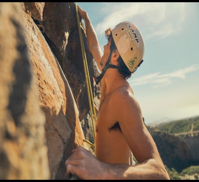 ༄nɇᶥfɇłɨƀȺŧȺ♡ ─ ❞Lasă că și pizza e bună. Aș mânca-o nonstop de ar fi posibil.❞ Râde de - ep17 xOne chance nd I fcked it up