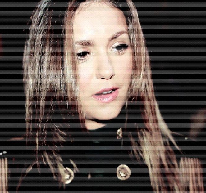 — Isi pune o mana in sold si rade scurt "Cea mai, nici in cele mai frumoase filme nu intalnesti asa - ep17 xOne chance nd I fcked it up