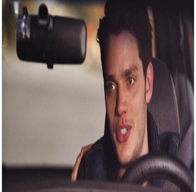 ̷♡̷ ⍮αιηяσʇιƖαɔ⑇eyes٦̷ „Exact, nu ești Anna. Ești Rose, iubita mea care gătește și ea foarte - ep17 xOne chance nd I fcked it up