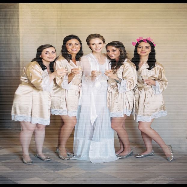 ━ Se înroșește puțin, din cauza sentimentelor care o copleșesc, și îl sărută scurt. ❞Buzele - ep17 xOne chance nd I fcked it up