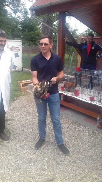  - PRIETENI CRESCATORI DE GAINI DE RASA