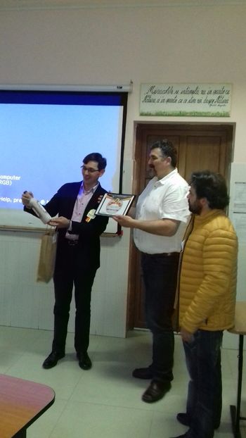  - PRIETENI CRESCATORI DE GAINI DE RASA