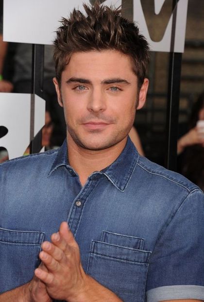 Zac Efron - Zac Efron