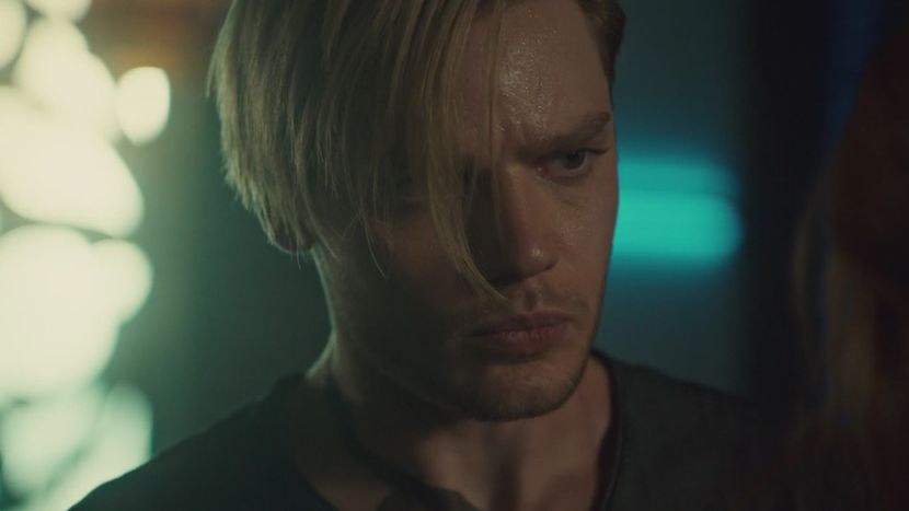 S03E01_219 - Shadowhunters Season 3