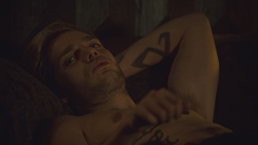 S03E01_272 - Shadowhunters Season 3