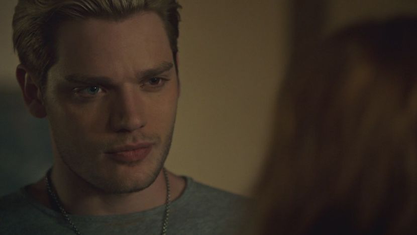 S03E02_032 - Shadowhunters Season 3