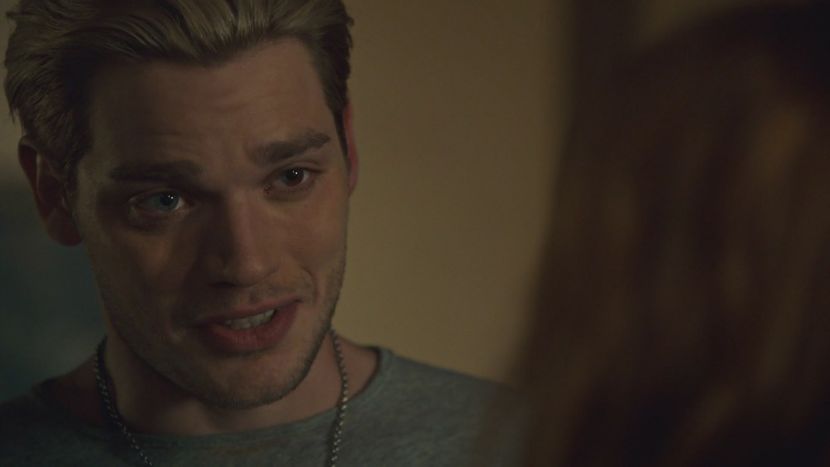 S03E02_038 - Shadowhunters Season 3