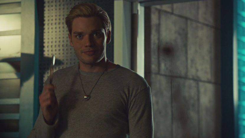 S03E02_050 - Shadowhunters Season 3