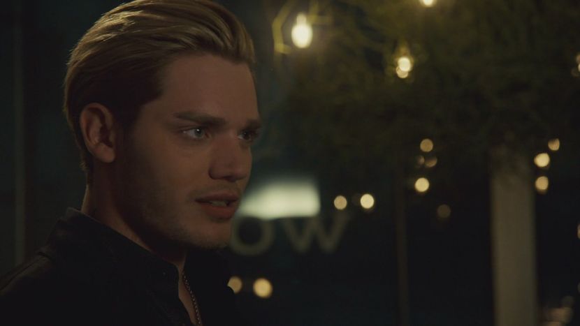 S03E02_104 - Shadowhunters Season 3