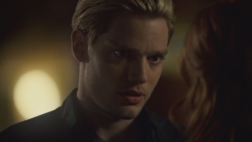 S03E02_224 - Shadowhunters Season 3