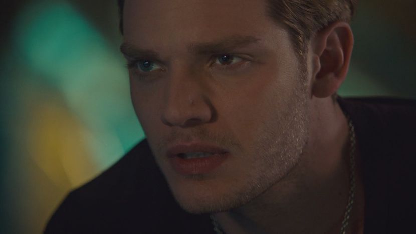 S03E02_366 - Shadowhunters Season 3