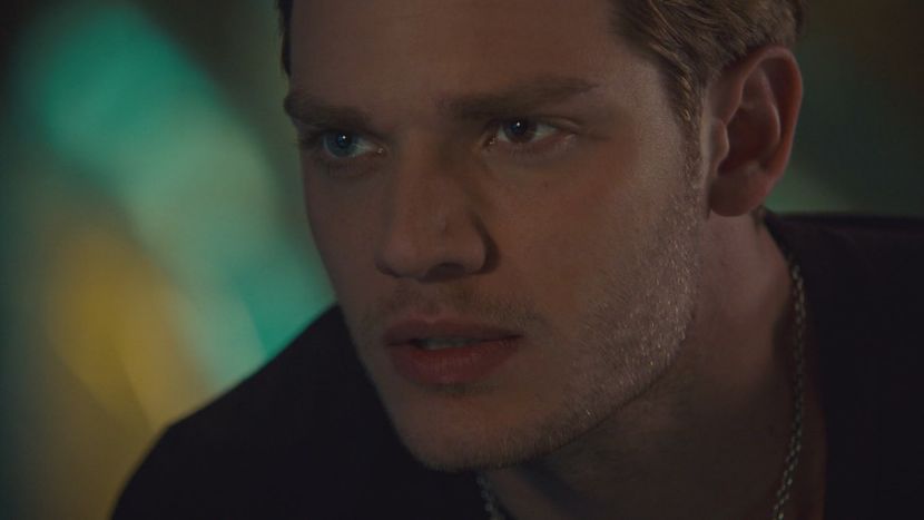 S03E02_367 - Shadowhunters Season 3