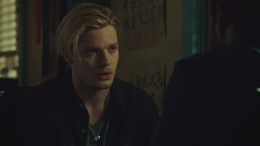 S03E04_180 - Shadowhunters Season 3