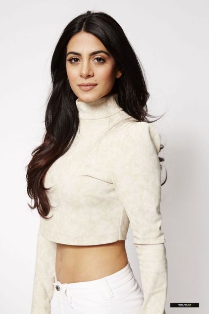 2015 (7) - Emeraude Toubia