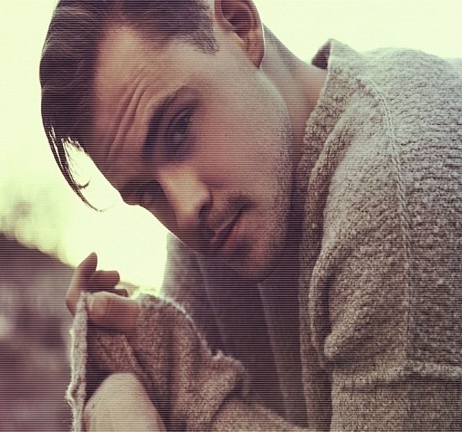 — Punctul în care el aştepta. Schiţează astfel un zâmbet amabil atunci când individul i se - 01 Resisting a rough temptation