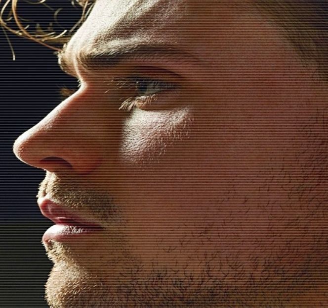 — „Mersi, frate, chiar voiam să aduc vorba de ea acum.” Scapă involuntar un surâs scurt, - 01 Resisting a rough temptation