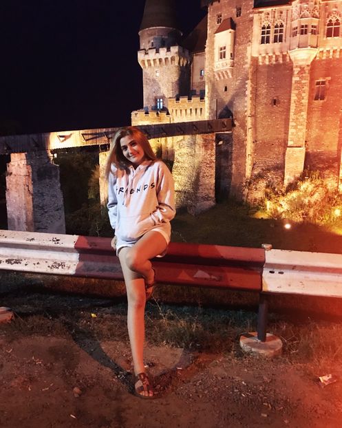 34AB29D1-E461-42BD-9DBD-B750A096B2CD - meee