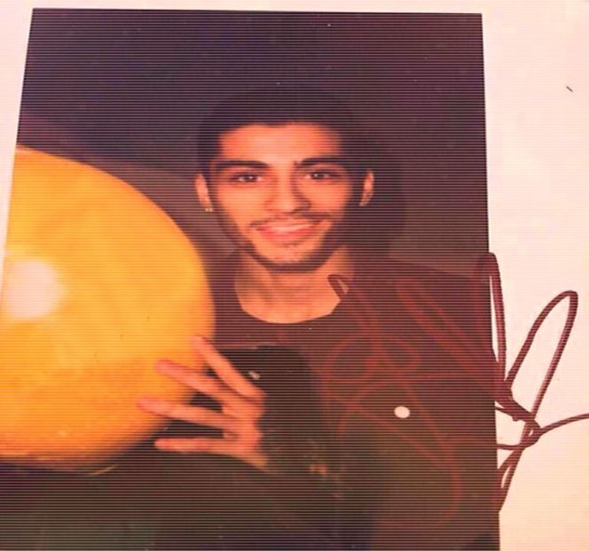 — Sesizează apropierea pe care chiar Josephine o iniţiază, ceea ce duce la întoarcerea - 01 Resisting a rough temptation