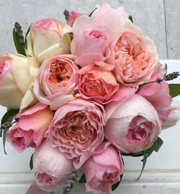  - Trandafiri Buchete