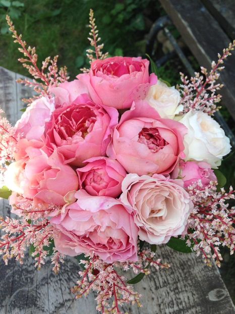  - Trandafiri Buchete