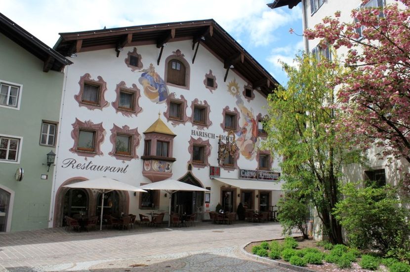  - case din Tirol