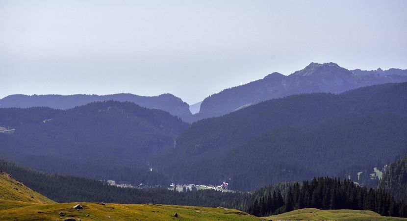Pe fundal Cheile Zănoagei - 13 - Lacul Bolboci - Valea Obârșia Ialomiței - Cascada Obârșia Ialomiței - sept 2019
