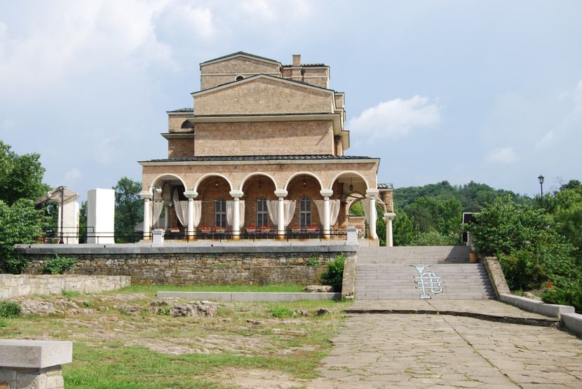  - 2015 IULIE VELIKO TARNOVO IVONOV PLEVNA