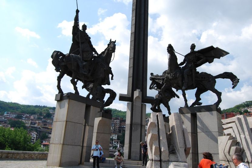  - 2015 IULIE VELIKO TARNOVO IVONOV PLEVNA