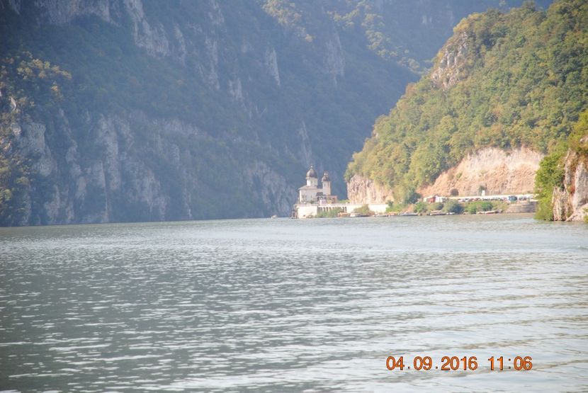  - 2016 02-04 septembrie CHEILE NEREI-CASCADA BEUSNITA-OCHIUL BEIULUI-CASCADA BIGAR
