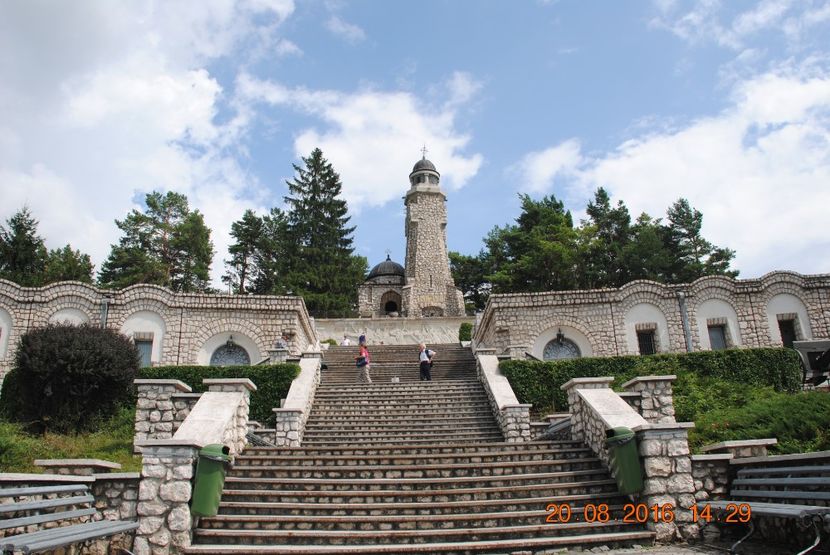  - 2016 20-08-MOUNSOLEUL DE LA MATIAS -PESTERA DAMBOVICIOARA