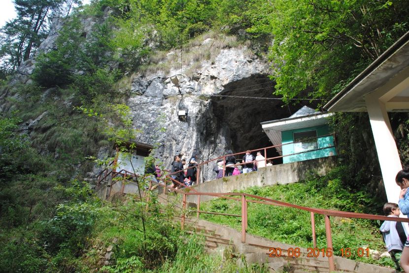  - 2016 20-08-MOUNSOLEUL DE LA MATIAS -PESTERA DAMBOVICIOARA