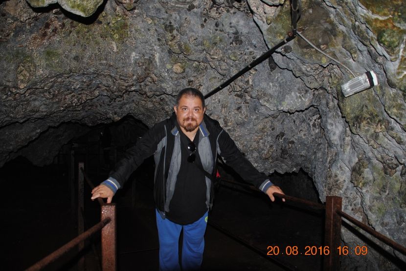  - 2016 20-08-MOUNSOLEUL DE LA MATIAS -PESTERA DAMBOVICIOARA