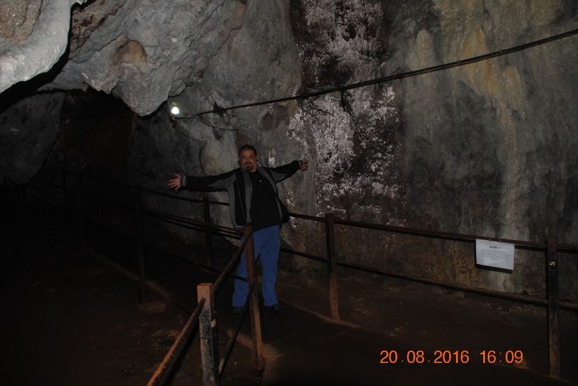  - 2016 20-08-MOUNSOLEUL DE LA MATIAS -PESTERA DAMBOVICIOARA