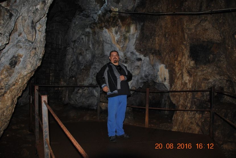  - 2016 20-08-MOUNSOLEUL DE LA MATIAS -PESTERA DAMBOVICIOARA