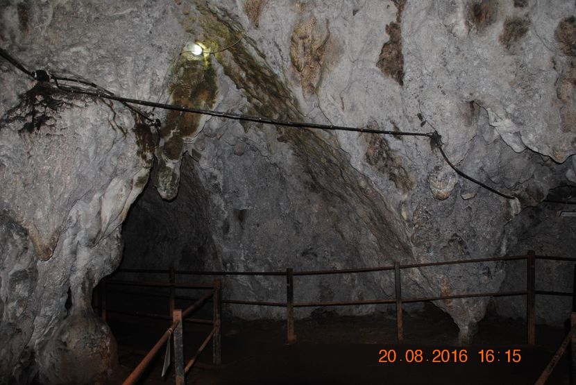  - 2016 20-08-MOUNSOLEUL DE LA MATIAS -PESTERA DAMBOVICIOARA