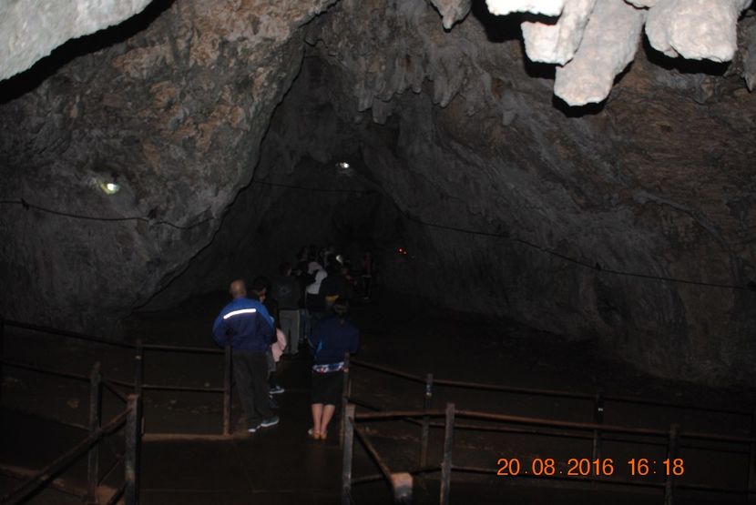  - 2016 20-08-MOUNSOLEUL DE LA MATIAS -PESTERA DAMBOVICIOARA