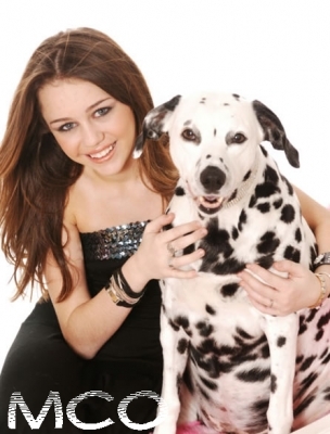 12182_miley and dog - Miley Cyrus