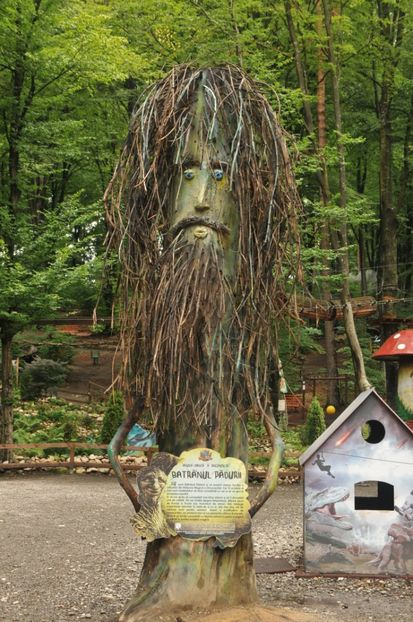  - 2018 DINO PARK SI PESTERA CETATII