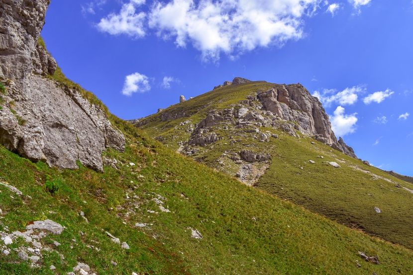  - 13 - Lacul Bolboci - Valea Obârșia Ialomiței - Cascada Obârșia Ialomiței - sept 2019
