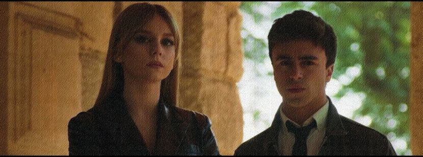 scaun şi vorbeşte singură.❜ Micul reproş pe care i-l aduc acesteia vine acompaniat de o - 01 Pensando en lo que te haría