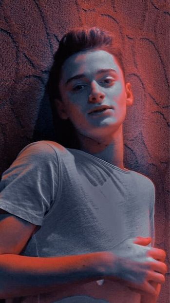 Noah Schnapp - Noah Schnapp