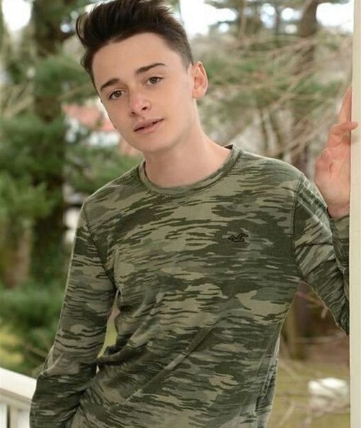 Noah Schnapp - Noah Schnapp