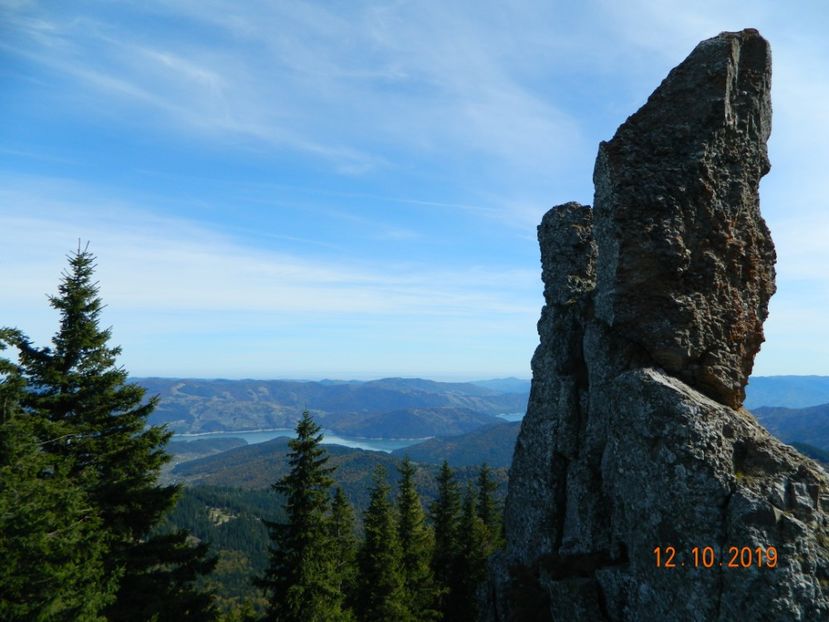  - CEAHLAU octombrie 2019-un loc de vis