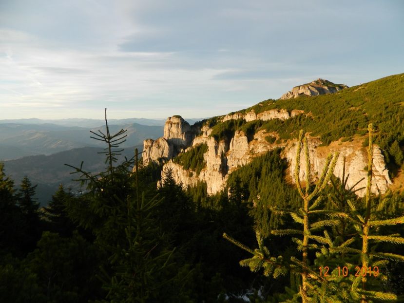  - CEAHLAU octombrie 2019-un loc de vis