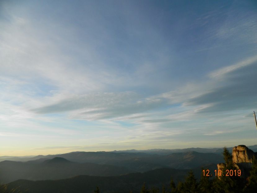  - CEAHLAU octombrie 2019-un loc de vis