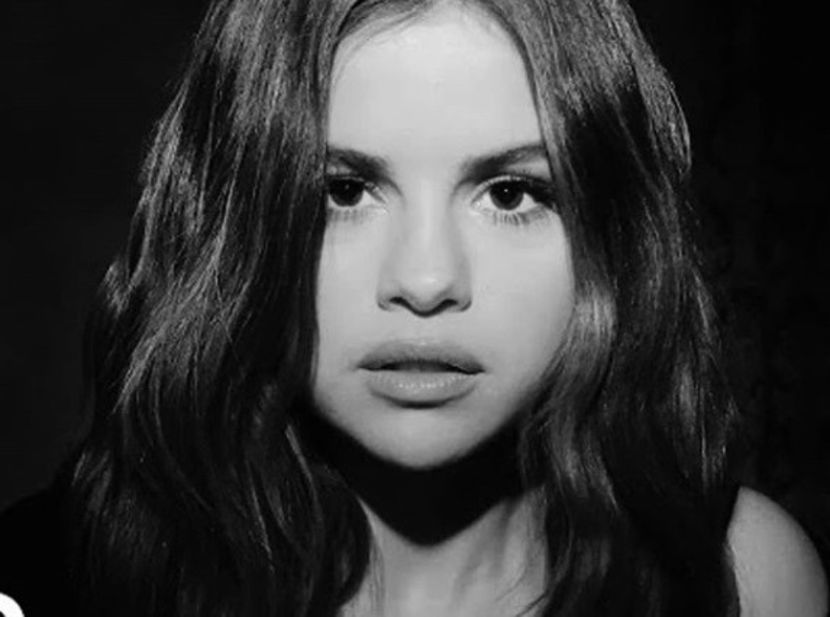  - 001 Selena