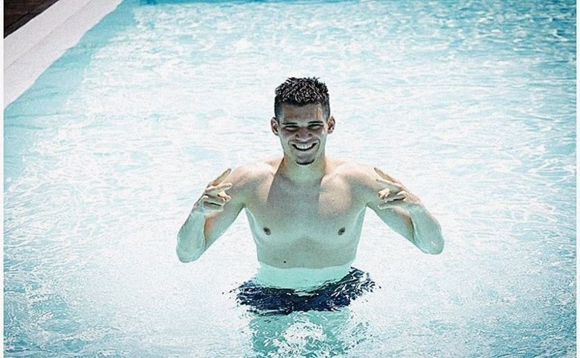 ●○ ρσѕтє∂ ση ₂₉. ₁₀. ₂₀₁₉ ❝ Ɗαу ₁₂₄ ❞ Hagi ✓ - Acum ori niciodată