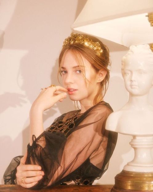 Maya Hawke - Maya Hawke