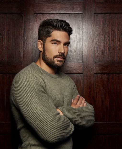 D.J. Cotrona (7) - DJ Cotrona