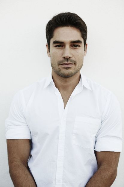 D.J. Cotrona (12) - DJ Cotrona